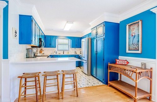 Edisto Island House | Dreamy Coastal Oasis W/Large Deck, Fast WiFi, Beach Access Nearby & Central AC