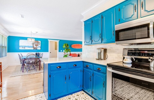 Edisto Island House | Dreamy Coastal Oasis W/Large Deck, Fast WiFi, Beach Access Nearby & Central AC