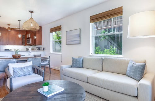 Waikoloa Condo | Dreamy condo near the ocean with pool, hot tub, lanai, fast WiFi & beach toys