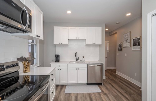 Covington House | Dreamy Covington Condos Minutes to Downtown! 2 Private Units Perfect for Couples
