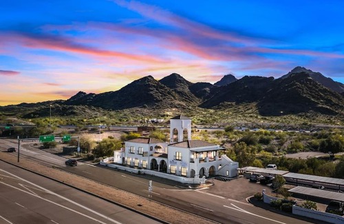 Camelback East House | Dreamy Desert Paradise 3BR Stunning Mountain Views
