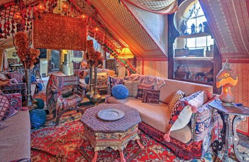 Neartown Apartment | Dreamy Houston Boho Cottage with Private Pool!