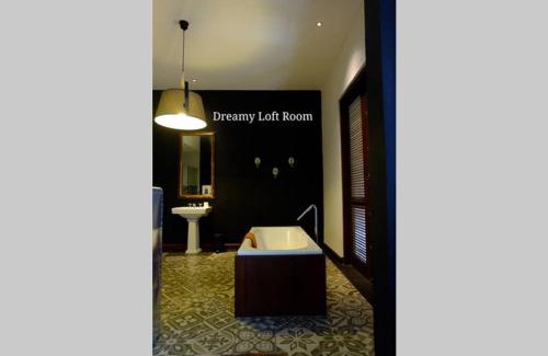 Dinoyo Apartment | Dreamy Loft