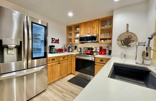 Camano Island House | Dreamy trees & woodsy views just up from Tyee Beach… Camano Log House