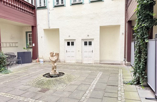 Coburg Apartment | DREAMZzz Suite with a view of the market square l center