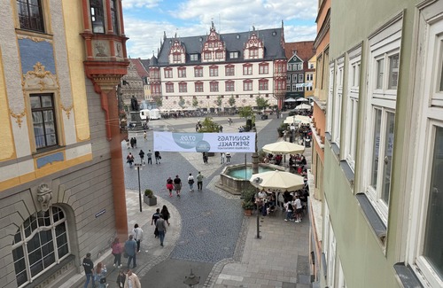 Coburg Apartment | DREAMZzz Suite with a view of the market square l center