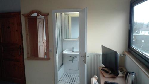 Gelsenkirchen-Mitte Hostel | Dreischlaeger Hof