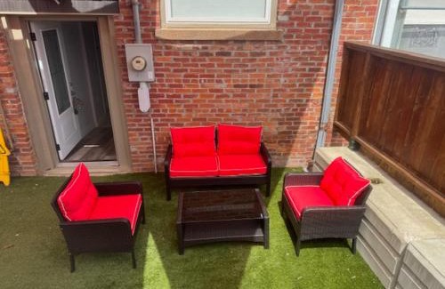 Dresden House | Dresden Marigold Suites , Suite 2