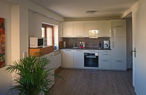 Weissig Apartment | Dresden, modern apartment between culture and nature