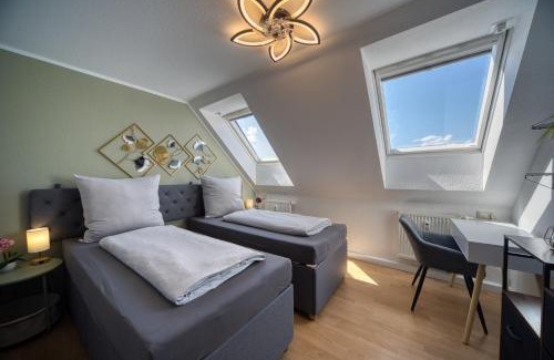Omsewitz Apartment | DresdenStay 3 Schlafzimmer 2 Bäder Balkon Kamin PS4