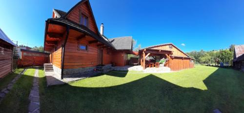 Osturna Ski Chalet | Drevenica Deni