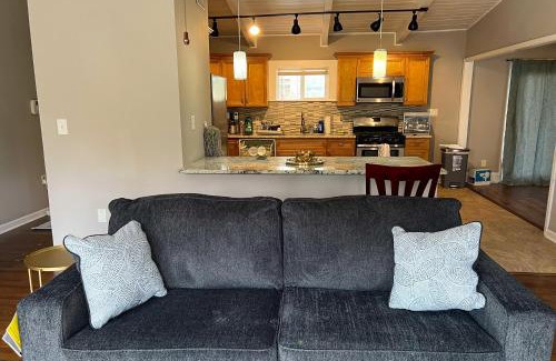 Buford Highway House | Drew Valley Villa