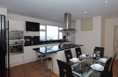 Lusty Glaze Apartment | Driftwood - 7 Glendorgal Sands