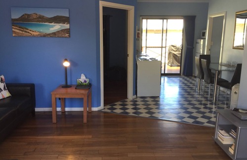 Esperance Apartment | Driftwood Apartments