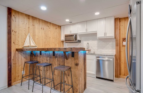 Antioch Cottage | Driftwood, Cozy Waterfront Cottage, Separate Unit
