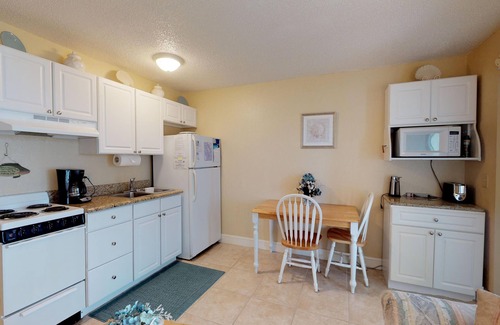 Isles of Capri House | Driftwood Landing 1- Isles of Capri Vacation Resort.