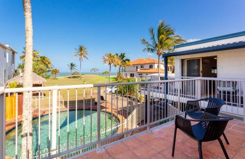 Yeppoon Apartment | Driftwood on the Beach