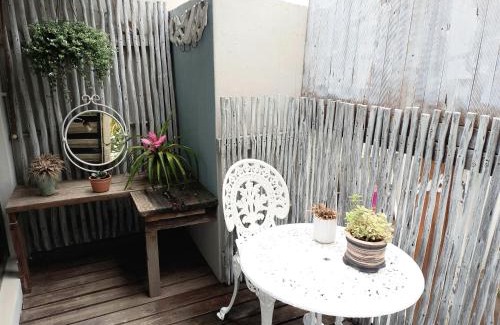 Umhlali Beach House | Driftwood Suite, Villa Roc Guesthouse, Salt Rock Ballito