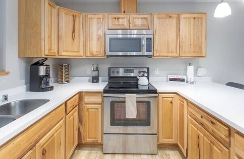 Seward Apartment | Driftwood Suites - SeaStar (#4)