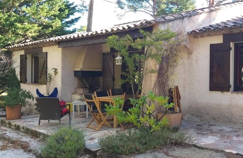 Tourtour House | DRINGUELLE - Two Bedroom House, Sleeps 5