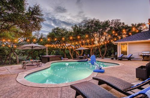 Henly House | Dripping Springs Fully Renovated Luxury Retreat with Pool