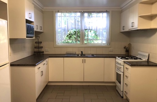 Port Fairy Apartment | Dromore - Spacious, central apartment set in a gorgeous garden