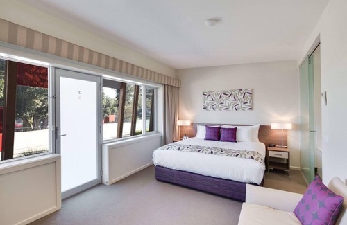 Drouin Hotel | Drouin Motel