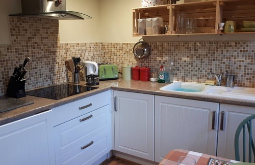 Little Plumstead House | Drummers Rest, Little Plumstead, Sleeps 2