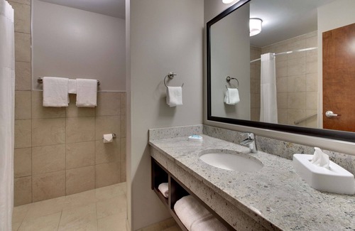 Polaris Hotel | Drury Inn & Suites Columbus Polaris