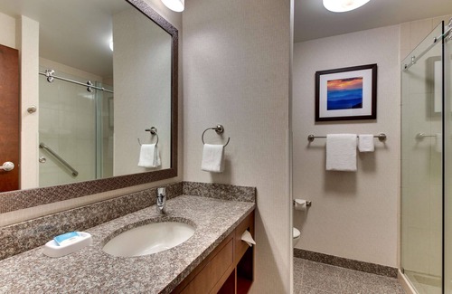 Ashley Oaks Hotel | Drury Inn & Suites Knoxville West
