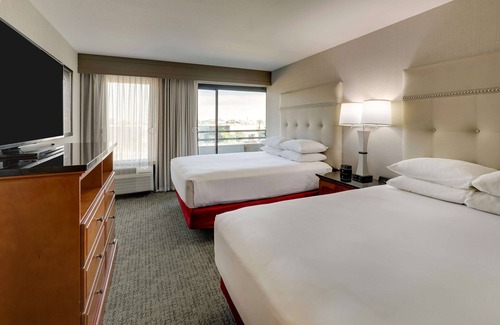 South Mountain Hotel | Drury Inn & Suites Phoenix Airport