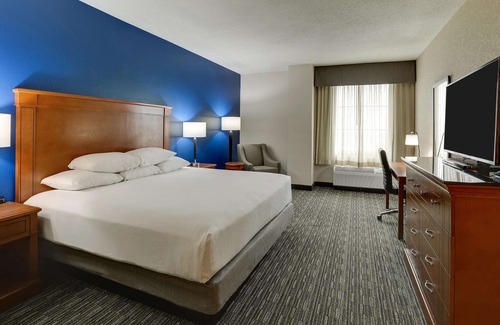 Arnold Hotel | Drury Inn & Suites St. Louis Arnold
