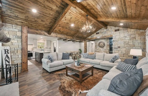 Bryan Apartment | Dry Creek Ranch ~ Aggieland Vacation Rentals