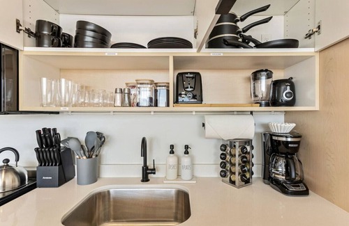 Downtown Salt Lake City Apartment | DT Studio | Gym | Pool Table | 12th Floor |Parking