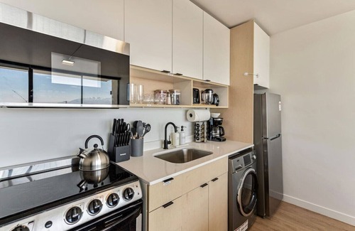 Downtown Salt Lake City Apartment | DT Studio | Gym | Pool Table | 12th Floor |Parking