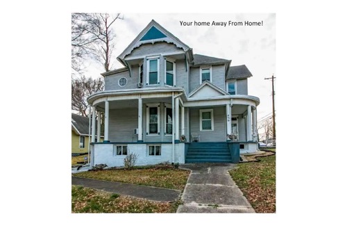 Clarksville Apartment | ❤DT Victorian Apt C❤~2br~Walk to DT/APSU~Firepit❤