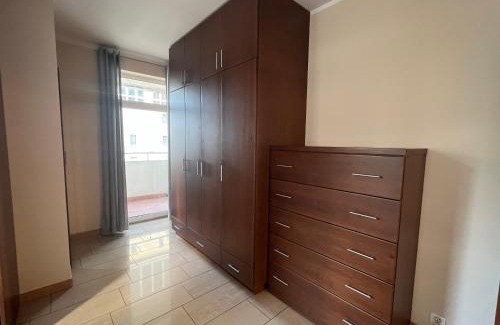 Mirow Apartment | Duży przestronny Apartament z darmowym parkingiem i dwoma balkonami