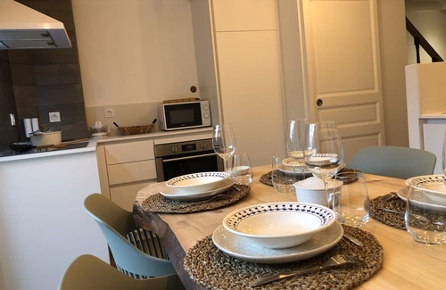 Vannes House | DU MANN small house with garden on the Port of VANNES with private parking lot