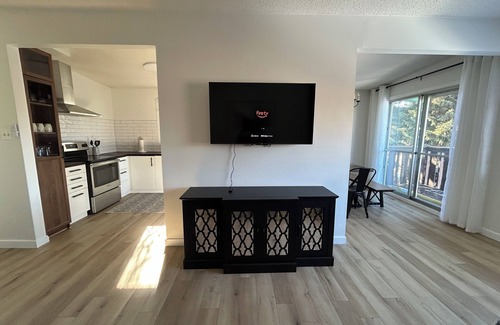 Canyon Meadows House | Dual Units/Sleeps 16 near Fishcreek/Spruce Meadows
