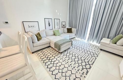 Dubai Apartment | Dubai damac hills luxurious appartment