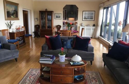 Dublin Apartment | Dublin Seaview Luxury Penthouse Sleeps 6