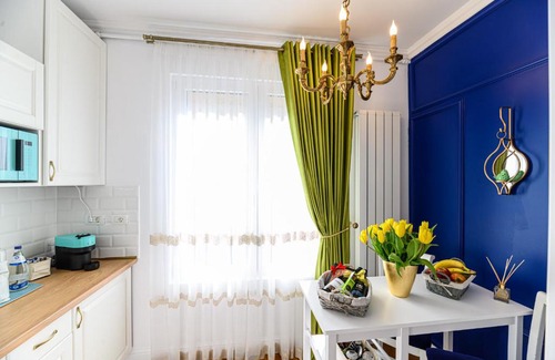 Brasov City Centre Apartment | Duccio Haas Studio Brasov