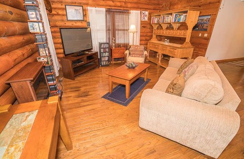 Lincoln City House | Duck Inn Log Home