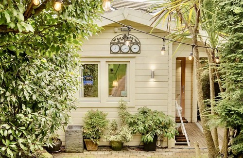 Pyecombe Cabin | Duck Lodge B&B