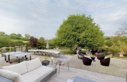 Tamerville Cottage | Duckfly 15 people : jacuzzi sauna, billard, 15min sea
