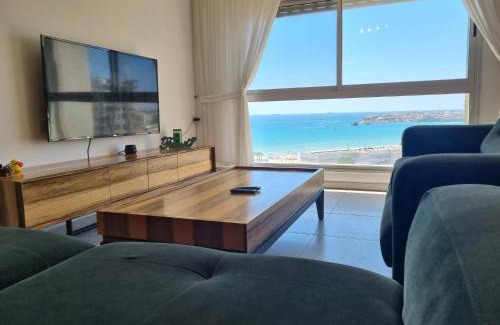 Acre Apartment | Ducks on the beach