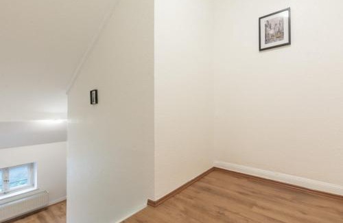 Beeck Apartment | Duisburg - 2 Schlafzimmer Monteurwohnung - Vollausgestattete Küche - WIFI