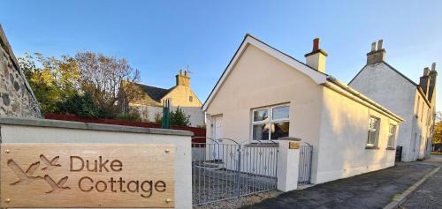 Fochabers House | Duke Cottage
