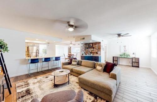 Tempe House | Duke Delight