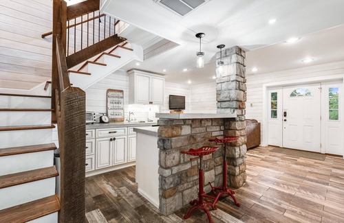 Massanutten House | Dukes Den at Massanutten Resortn(formerly The Bonnie Retreat)